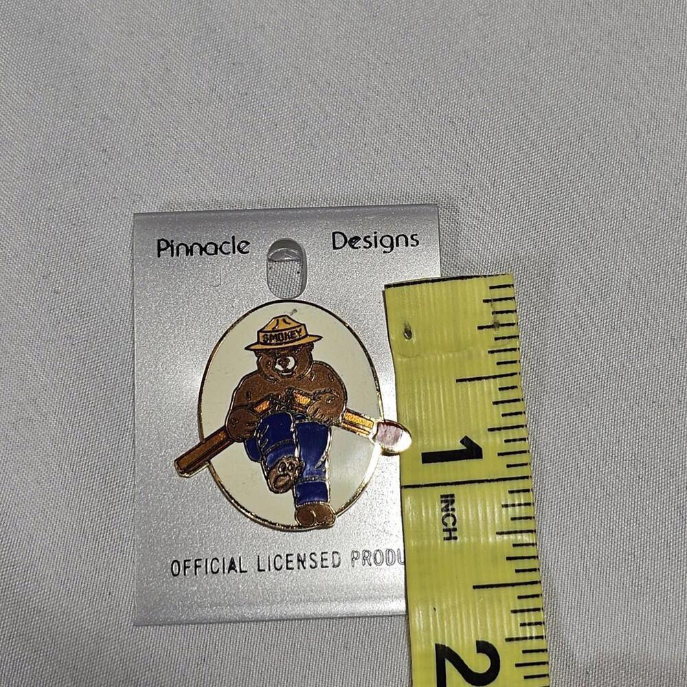 Vintage Pinnacle Designs Smokey The Bear Lapel Pin Forest Service. NOS - Picture 5 of 5